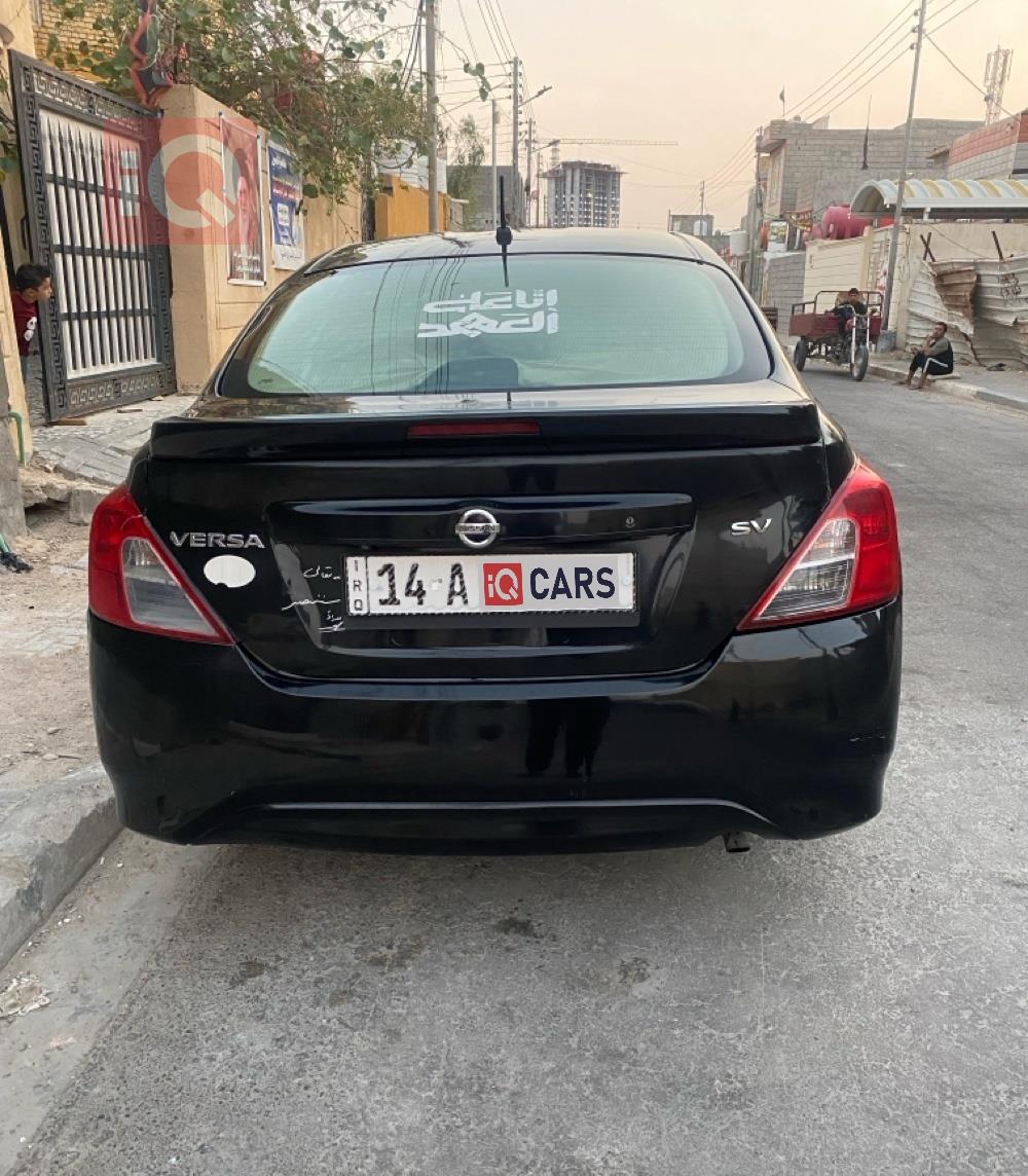 Nissan Versa